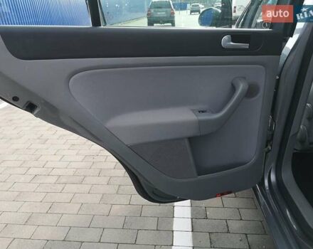 Серый Фольксваген Гольф Плюс, объемом двигателя 0 л и пробегом 178 тыс. км за 7500 $, фото 26 на Automoto.ua