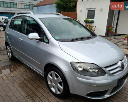 Серый Фольксваген Гольф Плюс, объемом двигателя 0 л и пробегом 190 тыс. км за 6150 $, фото 2 на Automoto.ua