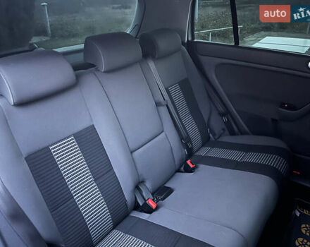 Серый Фольксваген Гольф Плюс, объемом двигателя 1.4 л и пробегом 243 тыс. км за 7300 $, фото 22 на Automoto.ua