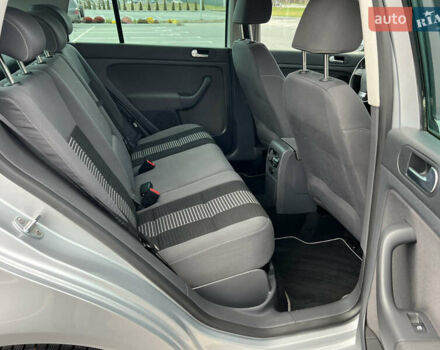 Сірий Фольксваген Golf Plus, об'ємом двигуна 1.4 л та пробігом 183 тис. км за 7899 $, фото 27 на Automoto.ua