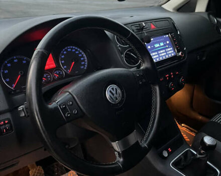 Серый Фольксваген Гольф Плюс, объемом двигателя 1.4 л и пробегом 243 тыс. км за 7300 $, фото 17 на Automoto.ua