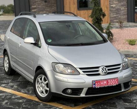 Сірий Фольксваген Golf Plus, об'ємом двигуна 1.4 л та пробігом 196 тис. км за 4850 $, фото 1 на Automoto.ua