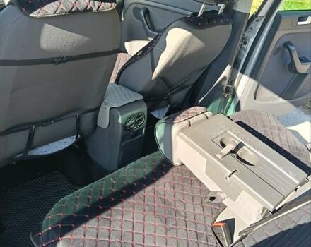 Серый Фольксваген Гольф Плюс, объемом двигателя 1.39 л и пробегом 164 тыс. км за 7800 $, фото 26 на Automoto.ua