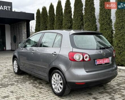 Серый Фольксваген Гольф Плюс, объемом двигателя 1.4 л и пробегом 155 тыс. км за 5700 $, фото 26 на Automoto.ua