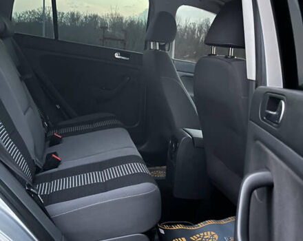 Серый Фольксваген Гольф Плюс, объемом двигателя 1.4 л и пробегом 243 тыс. км за 7300 $, фото 19 на Automoto.ua