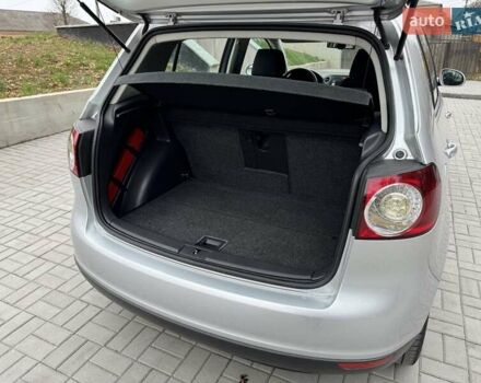 Серый Фольксваген Гольф Плюс, объемом двигателя 1.6 л и пробегом 127 тыс. км за 7550 $, фото 36 на Automoto.ua