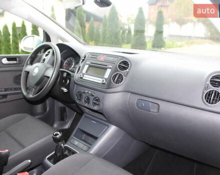 Фольксваген Гольф Плюс 2008 в Трускавце на Automoto.ua Серый Фольксваген Гольф Плюс, объемом двигателя 1.6 л и пробегом 195 тыс. км за 6790 $, фото 95 на Automoto.ua