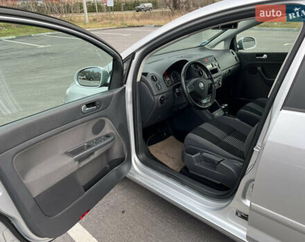 Сірий Фольксваген Golf Plus, об'ємом двигуна 1.4 л та пробігом 183 тис. км за 7899 $, фото 12 на Automoto.ua