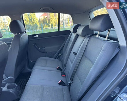 Сірий Фольксваген Golf Plus, об'ємом двигуна 1.6 л та пробігом 192 тис. км за 6450 $, фото 38 на Automoto.ua