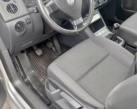 Серый Фольксваген Гольф Плюс, объемом двигателя 1.4 л и пробегом 261 тыс. км за 5900 $, фото 4 на Automoto.ua