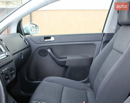 Фольксваген Гольф Плюс 2008 в Трускавце на Automoto.ua Серый Фольксваген Гольф Плюс, объемом двигателя 1.6 л и пробегом 195 тыс. км за 6790 $, фото 69 на Automoto.ua