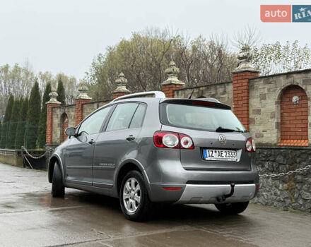 Серый Фольксваген Гольф Плюс, объемом двигателя 1.6 л и пробегом 225 тыс. км за 7399 $, фото 18 на Automoto.ua