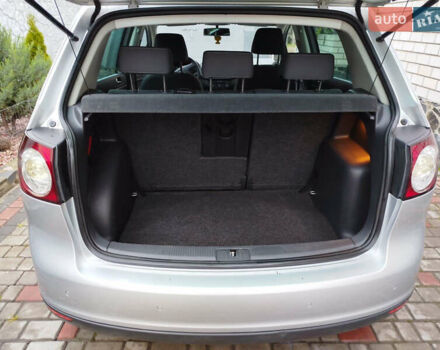 Серый Фольксваген Гольф Плюс, объемом двигателя 1.4 л и пробегом 225 тыс. км за 7550 $, фото 4 на Automoto.ua