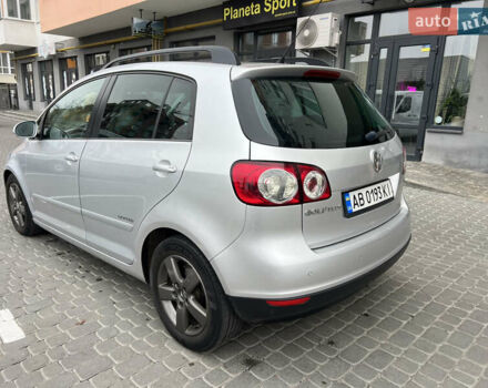 Серый Фольксваген Гольф Плюс, объемом двигателя 1.4 л и пробегом 226 тыс. км за 5400 $, фото 16 на Automoto.ua