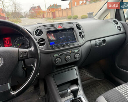 Серый Фольксваген Гольф Плюс, объемом двигателя 1.9 л и пробегом 230 тыс. км за 7800 $, фото 11 на Automoto.ua