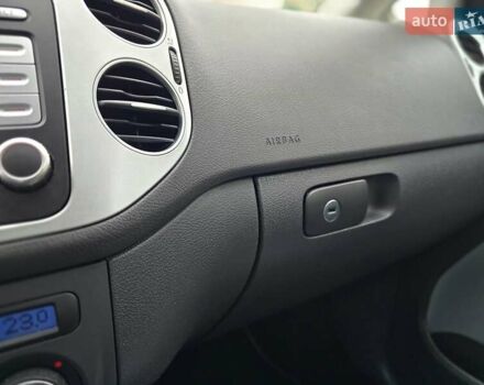 Серый Фольксваген Гольф Плюс, объемом двигателя 1.4 л и пробегом 121 тыс. км за 7400 $, фото 58 на Automoto.ua