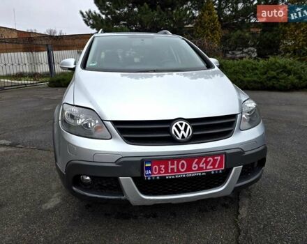 Серый Фольксваген Гольф Плюс, объемом двигателя 1.4 л и пробегом 121 тыс. км за 7400 $, фото 5 на Automoto.ua