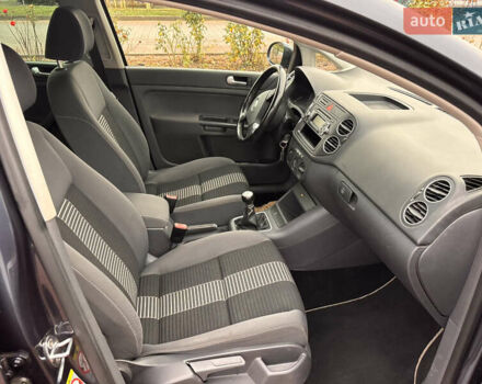 Серый Фольксваген Гольф Плюс, объемом двигателя 1.6 л и пробегом 128 тыс. км за 6700 $, фото 14 на Automoto.ua