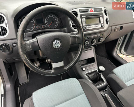 Сірий Фольксваген Golf Plus, об'ємом двигуна 1.4 л та пробігом 213 тис. км за 6900 $, фото 8 на Automoto.ua