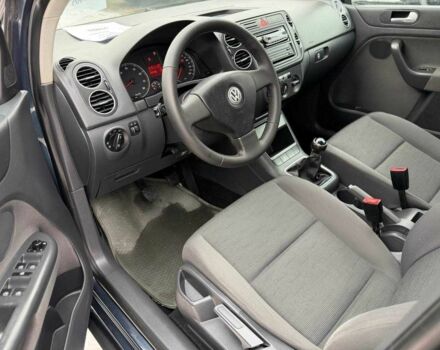 Серый Фольксваген Гольф Плюс, объемом двигателя 1.6 л и пробегом 248 тыс. км за 6900 $, фото 11 на Automoto.ua