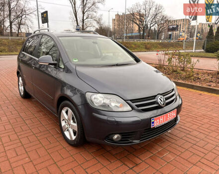 Серый Фольксваген Гольф Плюс, объемом двигателя 1.6 л и пробегом 128 тыс. км за 6700 $, фото 1 на Automoto.ua