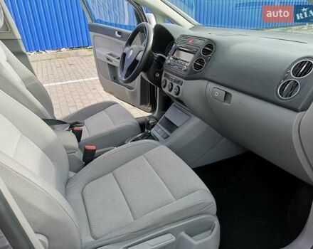 Серый Фольксваген Гольф Плюс, объемом двигателя 0 л и пробегом 178 тыс. км за 7500 $, фото 30 на Automoto.ua