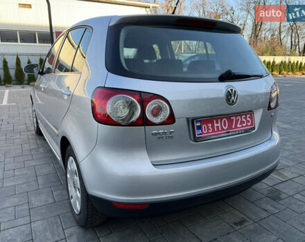 Серый Фольксваген Гольф Плюс, объемом двигателя 1.6 л и пробегом 99 тыс. км за 7250 $, фото 15 на Automoto.ua