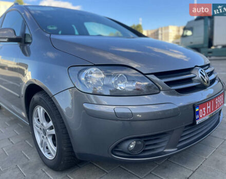 Фольксваген Гольф Плюс 2008 в Черкассах на Automoto.ua Серый Фольксваген Гольф Плюс, объемом двигателя 1.4 л и пробегом 238 тыс. км за 6599 $, фото 30 на Automoto.ua