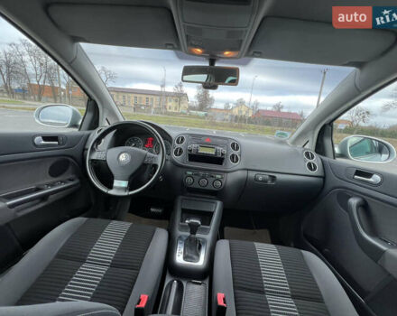 Сірий Фольксваген Golf Plus, об'ємом двигуна 1.4 л та пробігом 183 тис. км за 7899 $, фото 23 на Automoto.ua