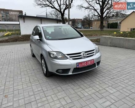 Серый Фольксваген Гольф Плюс, объемом двигателя 1.6 л и пробегом 127 тыс. км за 7550 $, фото 8 на Automoto.ua