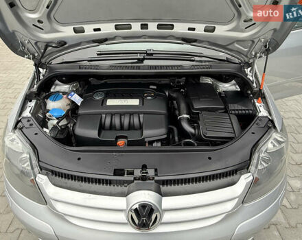 Серый Фольксваген Гольф Плюс, объемом двигателя 1.6 л и пробегом 206 тыс. км за 6200 $, фото 54 на Automoto.ua