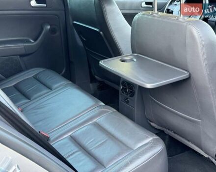 Серый Фольксваген Гольф Плюс, объемом двигателя 1.4 л и пробегом 263 тыс. км за 7399 $, фото 14 на Automoto.ua