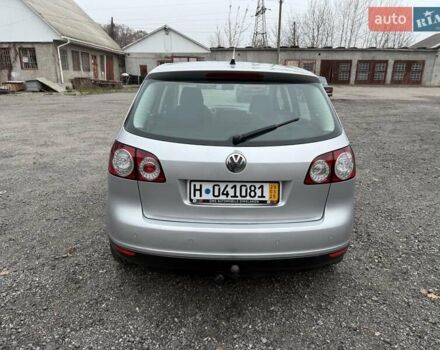 Серый Фольксваген Гольф Плюс, объемом двигателя 1.6 л и пробегом 189 тыс. км за 8400 $, фото 7 на Automoto.ua