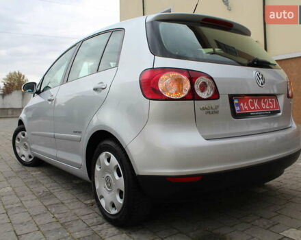 Фольксваген Гольф Плюс 2008 в Трускавце на Automoto.ua Серый Фольксваген Гольф Плюс, объемом двигателя 1.6 л и пробегом 195 тыс. км за 6790 $, фото 15 на Automoto.ua