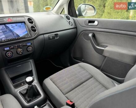 Серый Фольксваген Гольф Плюс, объемом двигателя 1.4 л и пробегом 155 тыс. км за 5700 $, фото 56 на Automoto.ua