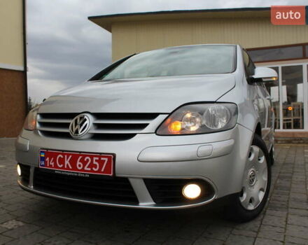 Фольксваген Гольф Плюс 2008 в Трускавце на Automoto.ua Серый Фольксваген Гольф Плюс, объемом двигателя 1.6 л и пробегом 195 тыс. км за 6790 $, фото 1 на Automoto.ua