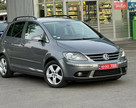 Серый Фольксваген Гольф Плюс, объемом двигателя 0 л и пробегом 221 тыс. км за 6300 $, фото 6 на Automoto.ua