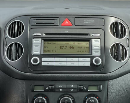 Сірий Фольксваген Golf Plus, об'ємом двигуна 1.4 л та пробігом 274 тис. км за 6400 $, фото 16 на Automoto.ua