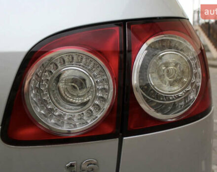 Серый Фольксваген Гольф Плюс, объемом двигателя 1.6 л и пробегом 210 тыс. км за 7500 $, фото 20 на Automoto.ua