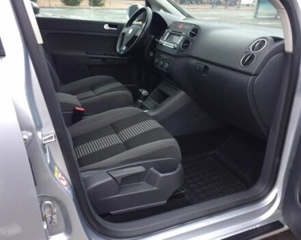 Серый Фольксваген Гольф Плюс, объемом двигателя 1.4 л и пробегом 195 тыс. км за 6800 $, фото 15 на Automoto.ua