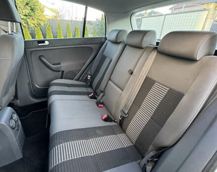 Серый Фольксваген Гольф Плюс, объемом двигателя 1.6 л и пробегом 208 тыс. км за 6490 $, фото 31 на Automoto.ua