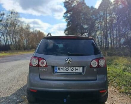 Фольксваген Гольф Плюс 2008 в Коростене на Automoto.ua Серый Фольксваген Гольф Плюс, объемом двигателя 1.6 л и пробегом 194 тыс. км за 6850 $, фото 5 на Automoto.ua