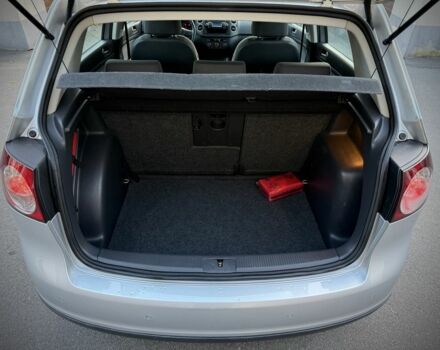 Сірий Фольксваген Golf Plus, об'ємом двигуна 1.6 л та пробігом 237 тис. км за 6999 $, фото 16 на Automoto.ua