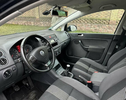 Серый Фольксваген Гольф Плюс, объемом двигателя 1.6 л и пробегом 165 тыс. км за 6850 $, фото 11 на Automoto.ua