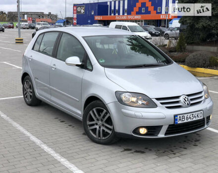 Сірий Фольксваген Golf Plus, об'ємом двигуна 1.6 л та пробігом 202 тис. км за 7300 $, фото 4 на Automoto.ua