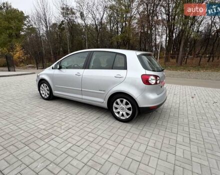 Серый Фольксваген Гольф Плюс, объемом двигателя 1.6 л и пробегом 127 тыс. км за 7550 $, фото 25 на Automoto.ua