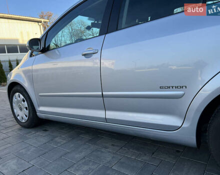 Серый Фольксваген Гольф Плюс, объемом двигателя 1.6 л и пробегом 99 тыс. км за 7250 $, фото 32 на Automoto.ua