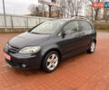 Серый Фольксваген Гольф Плюс, объемом двигателя 1.6 л и пробегом 128 тыс. км за 6700 $, фото 2 на Automoto.ua