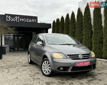 Серый Фольксваген Гольф Плюс, объемом двигателя 1.4 л и пробегом 155 тыс. км за 5700 $, фото 9 на Automoto.ua