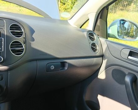 Сірий Фольксваген Golf Plus, об'ємом двигуна 1.4 л та пробігом 164 тис. км за 7700 $, фото 13 на Automoto.ua